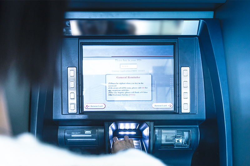 Revolutionizing Financial Services with Interactive ATM Digital Signage